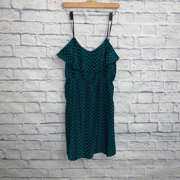 Epilogue Dress - Picture 1 of 6